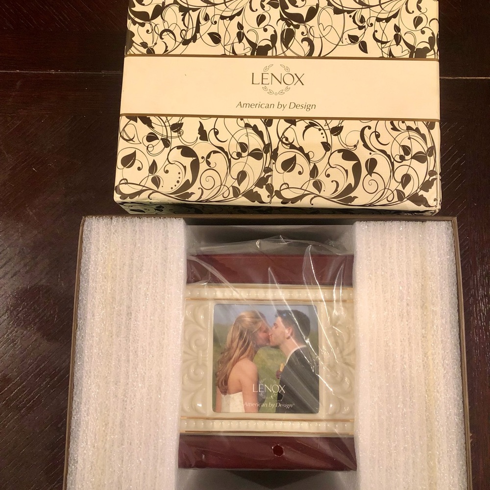Lenox Cherished Memories Jewelry Box